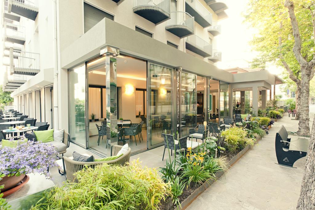 Hotel Stanchini بيلاريا-إيجيا مارينا المظهر الخارجي الصورة