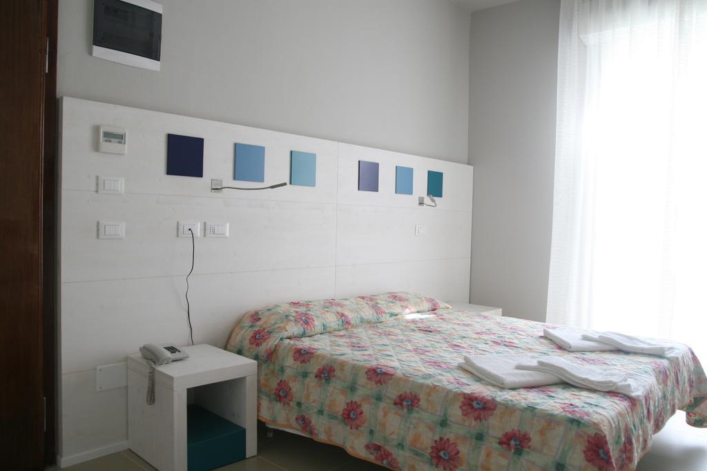 Hotel Stanchini بيلاريا-إيجيا مارينا المظهر الخارجي الصورة