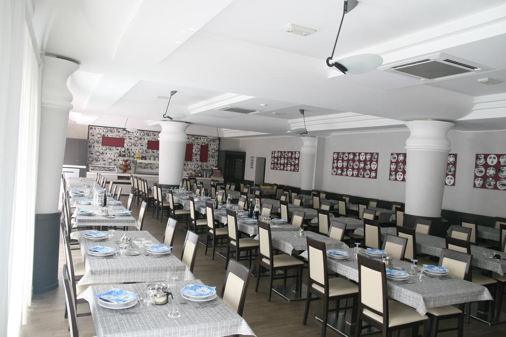 Hotel Stanchini بيلاريا-إيجيا مارينا المظهر الخارجي الصورة