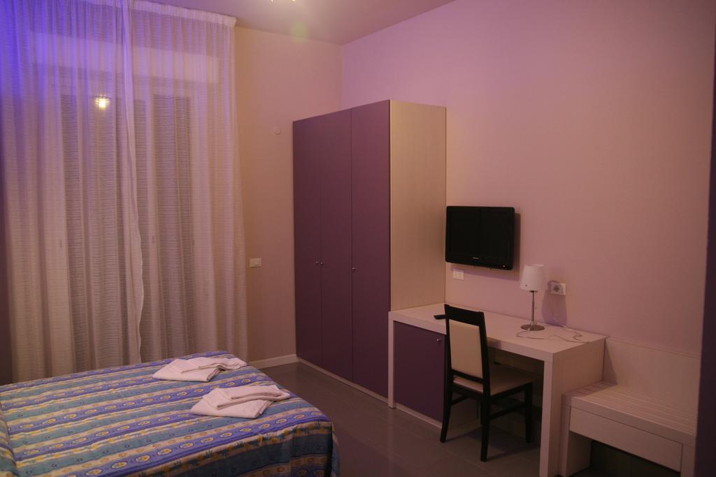 Hotel Stanchini بيلاريا-إيجيا مارينا المظهر الخارجي الصورة
