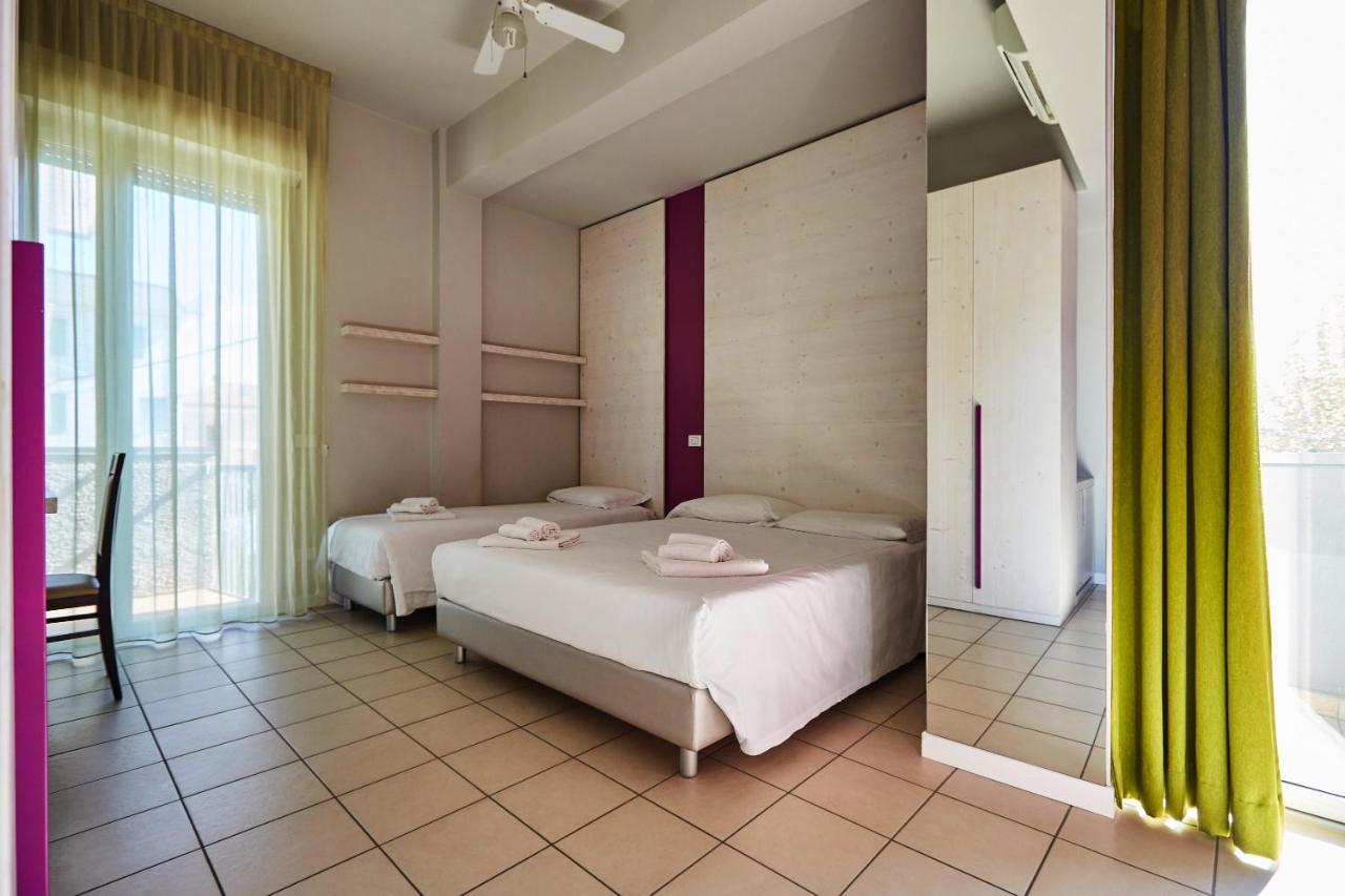 Hotel Stanchini بيلاريا-إيجيا مارينا المظهر الخارجي الصورة