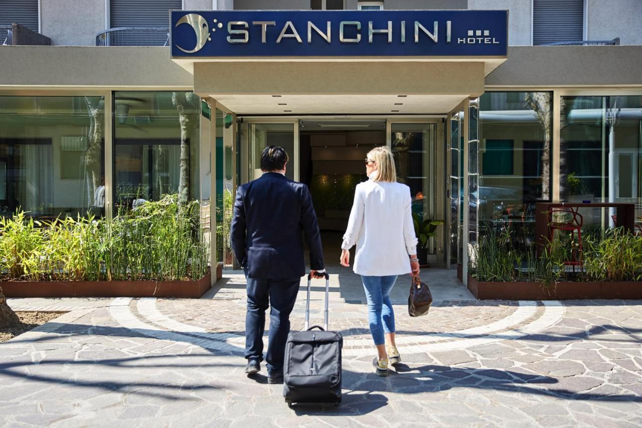 Hotel Stanchini بيلاريا-إيجيا مارينا المظهر الخارجي الصورة